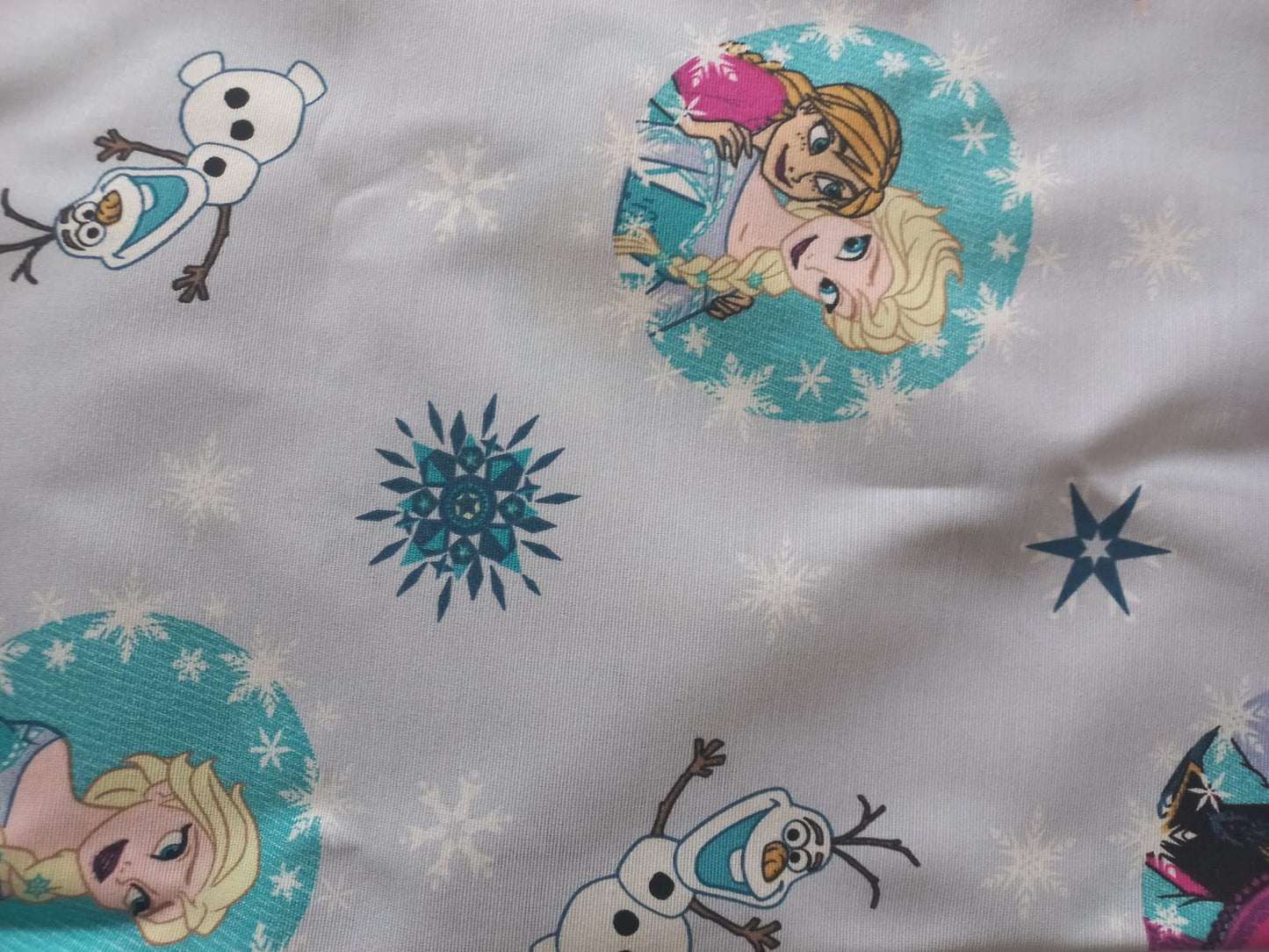 KIT ESCOLAR FROZEN GRIS